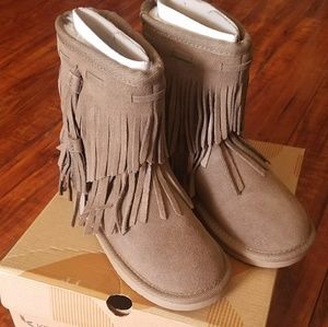 Brand New KOOLABURRA By UGG